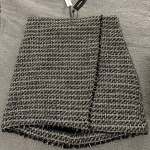 Express twill skirt size 12